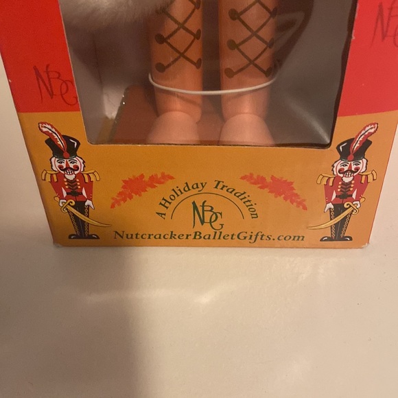 Nutcracker - Picture 2 of 3